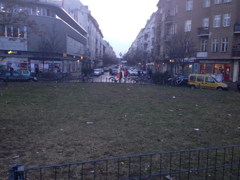 So sah die Brachfläche in Berlin aus bevor Cléo und ihre Nachbarn aktiv wurden.